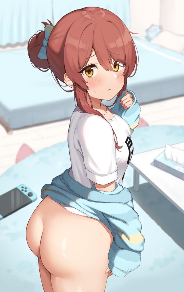 【二次エロ】尻画像まとめｗ丸出しプリ尻と谷間の割れ目が最高すぎｗｗｗ