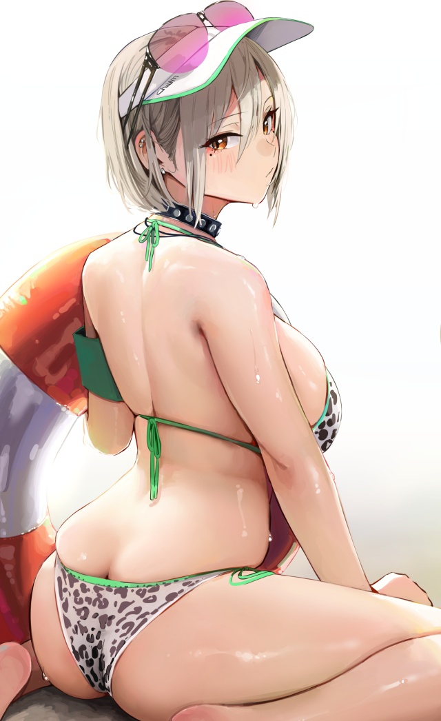 【二次】半ケツ系隙間チラ見せの破壊力がレベチな画像を淡々と貼る